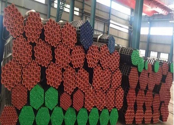 Dia 1/8 '' ila 30 '' 12M Karbon Çelik Dikişsiz Boru Astm A106 Grade B Sch40 ASME B36.1