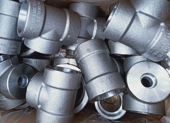 ASME B16.11 A105 Dirsek 3000 Lbs Soket Kaynak Dişli Dövme Çelik Bağlantı Elemanı